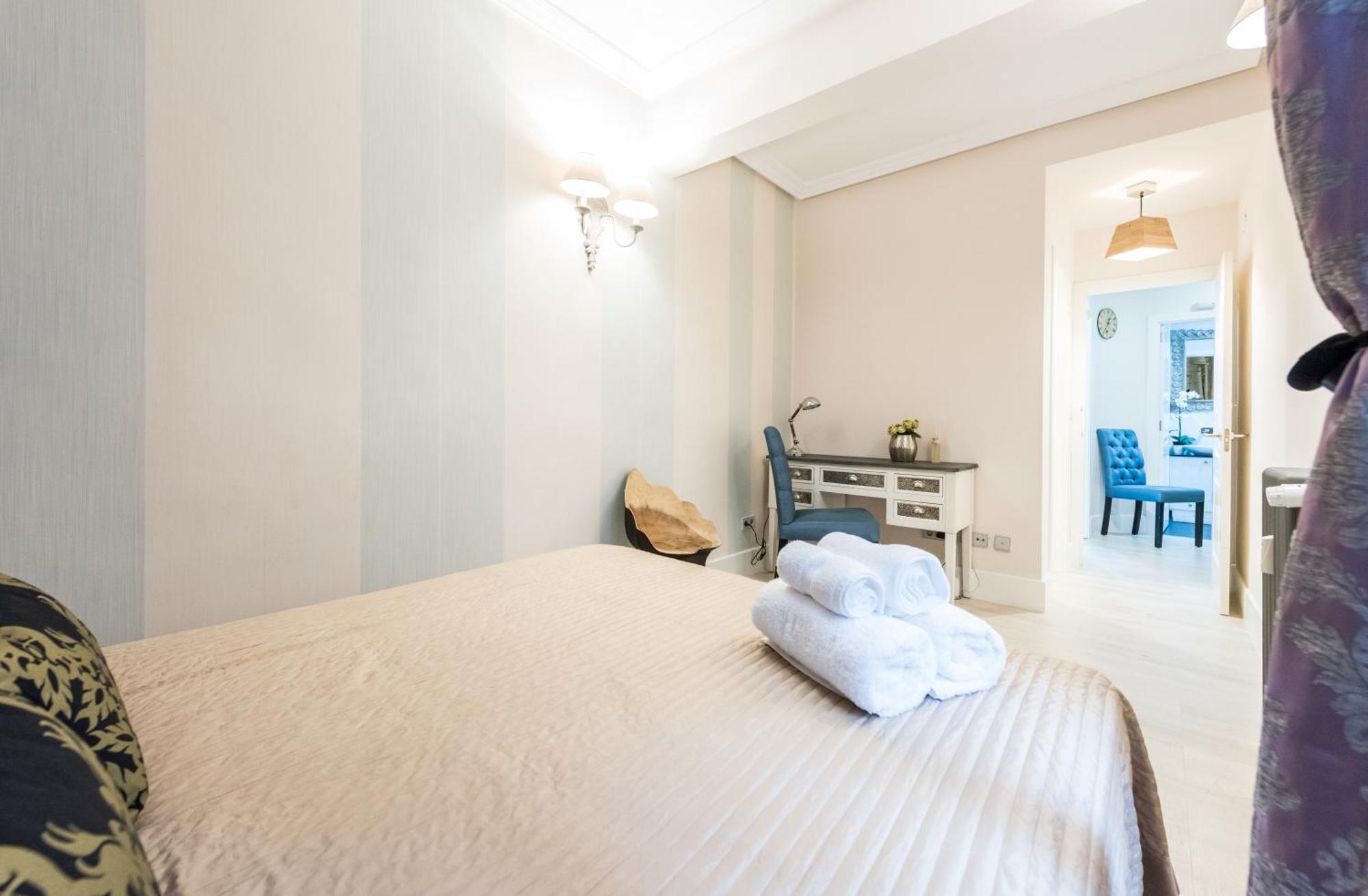 City Deluxe Apartment マドリード エクステリア 写真