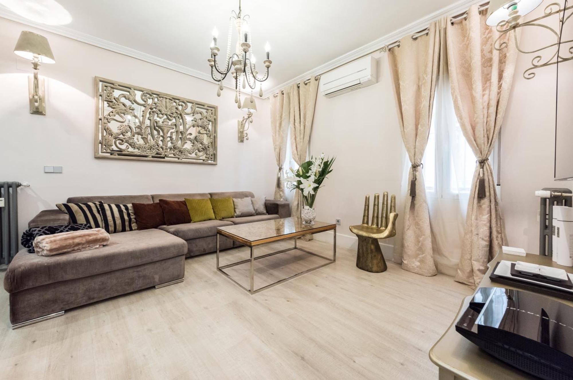 City Deluxe Apartment マドリード エクステリア 写真
